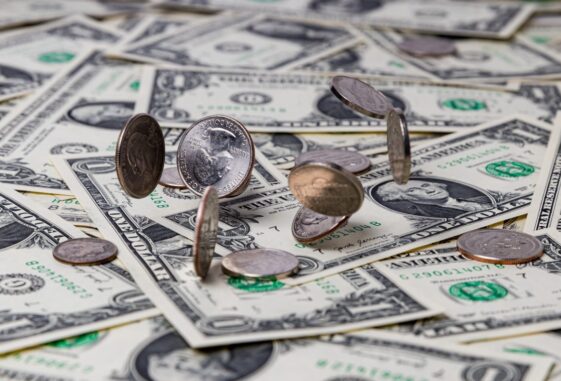 Minimum Wage Pros and Cons